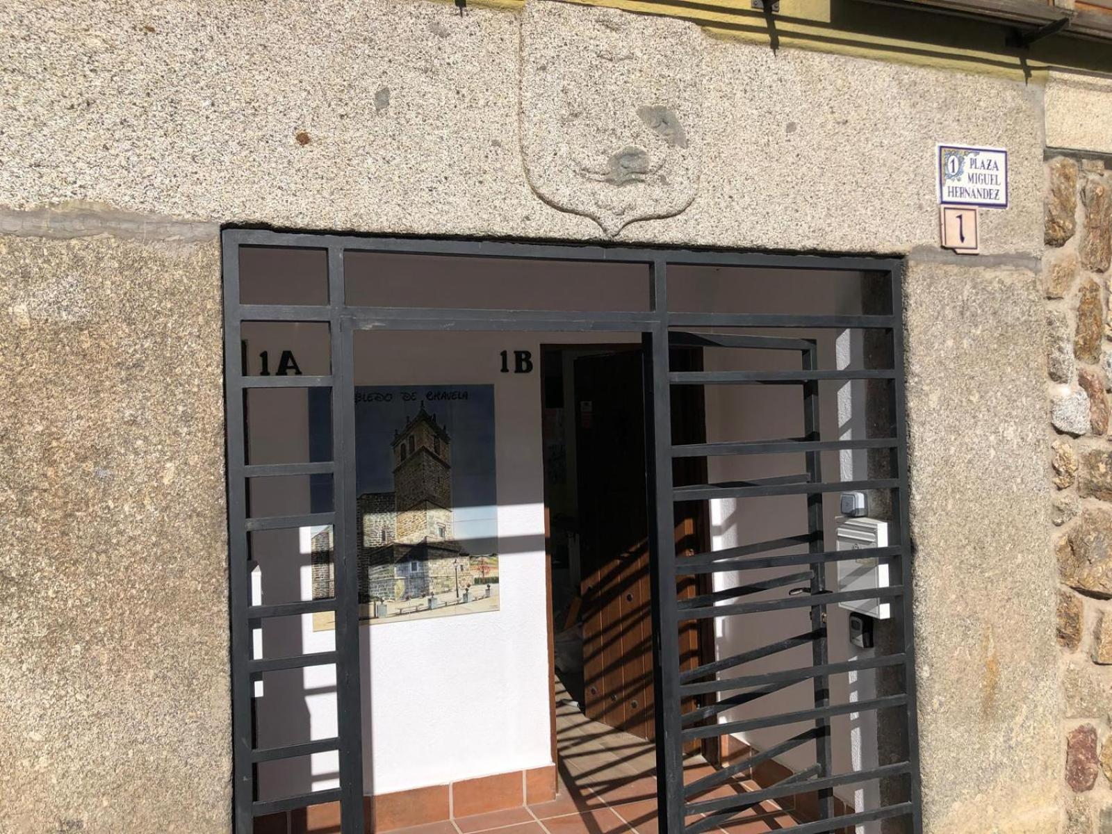 Apartamento Robledo De Chavela Plaza 1A Eksteriør billede